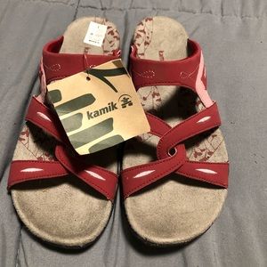 Kamik sandals